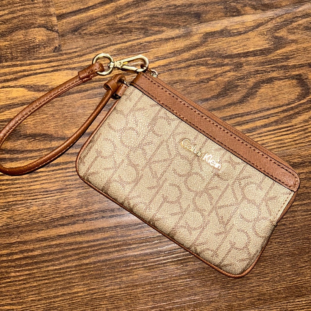 Calvin Klein Wrist Wallet
